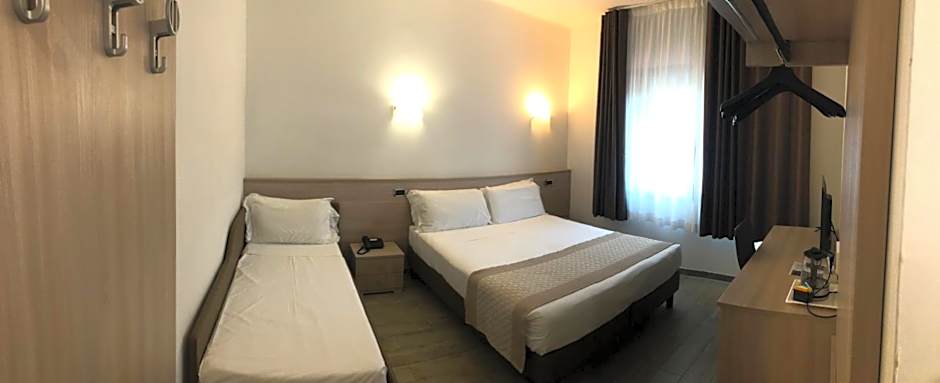Photo 1 of 3 of Triple Room