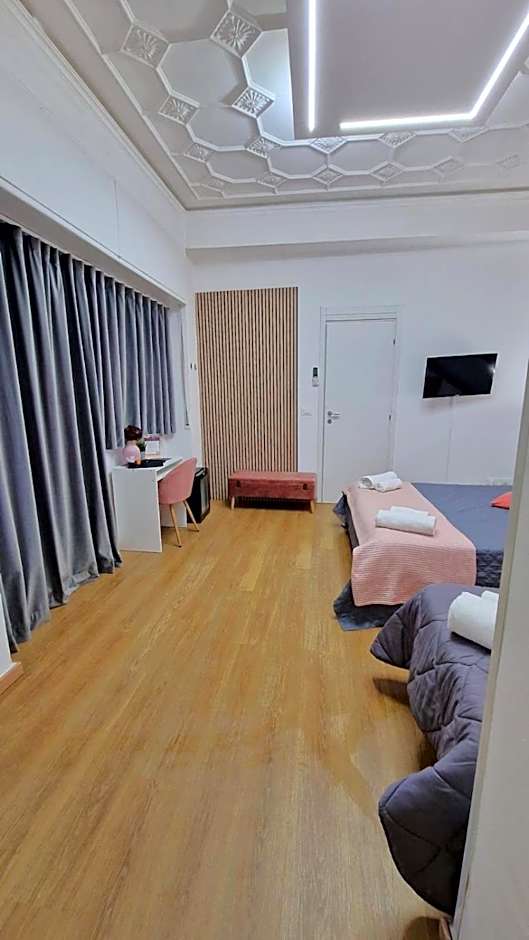 B&B ONE