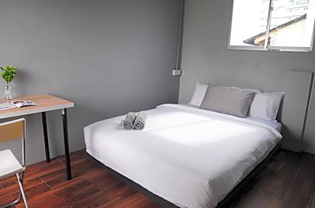 Queen Room with Balcony