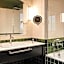 Square Lodge Hotel La Roche sur Yon - Handwritten Collection