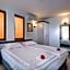 Panorama Blue Family Hotel and Free parking