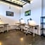 L103 New studio Apt AC Rooftop Panoramic views