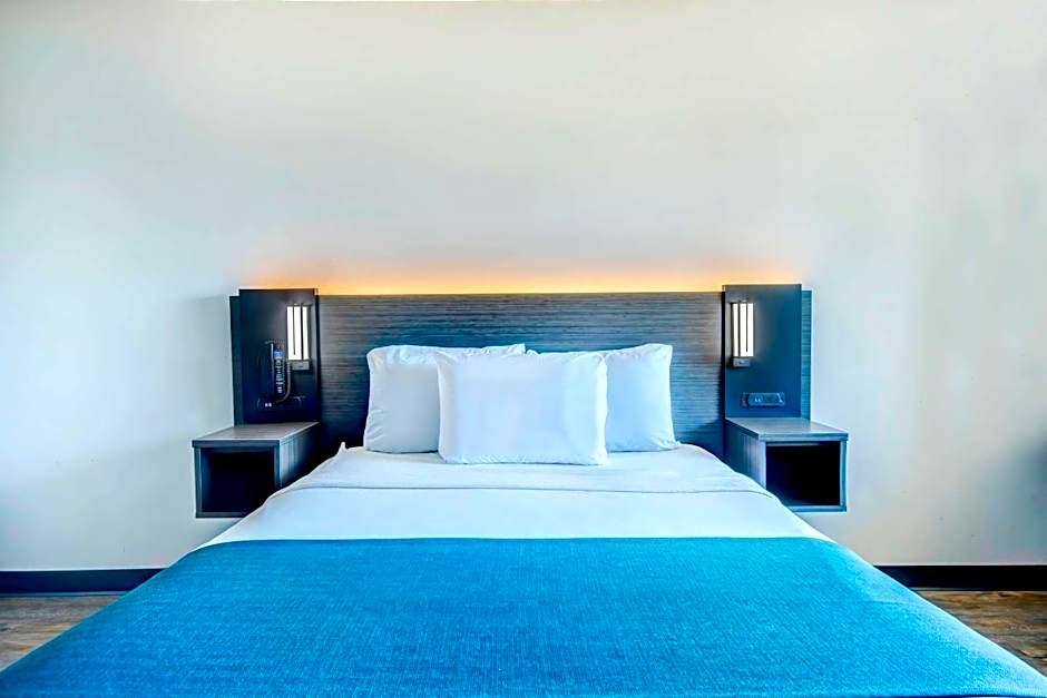 Studio 6-Ocean Springs, MS