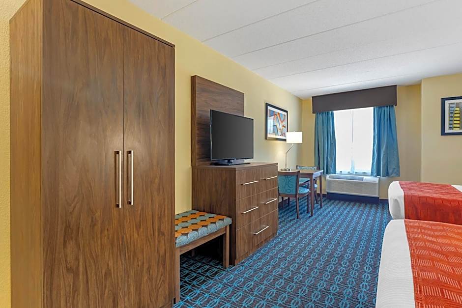 Best Western Plus North Shore Hotel