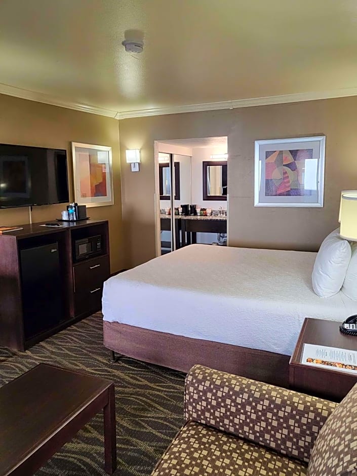 Best Western Innsuites Tucson Foothills Hotel & Suites