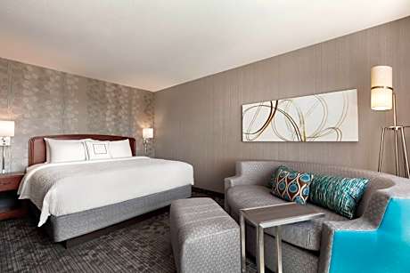 King Room Mobility - Hearing Accessible