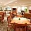 Holiday Inn Express & Suites Kerrville