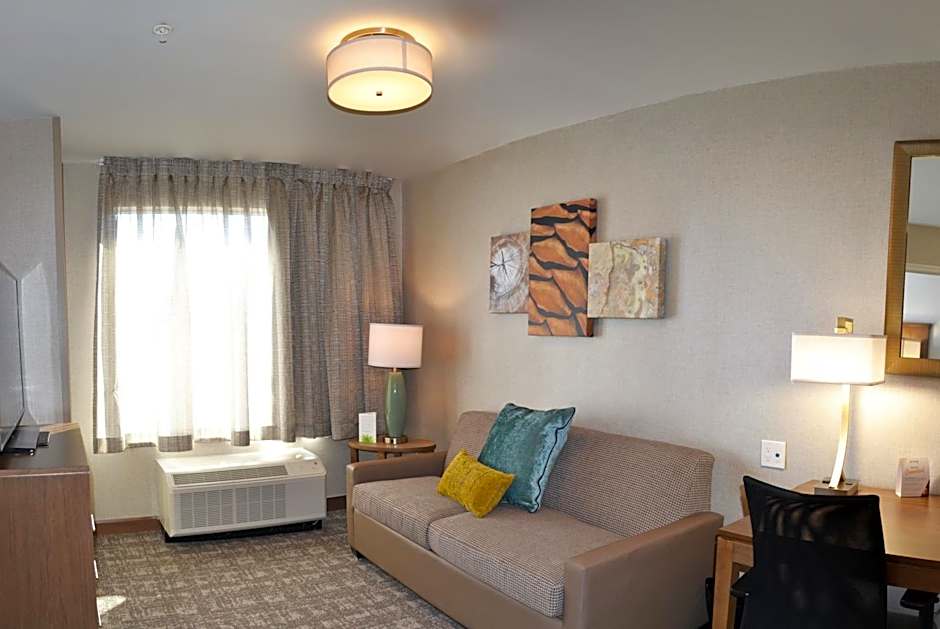 Staybridge Suites By Holiday Inn Red Deer North By IHG