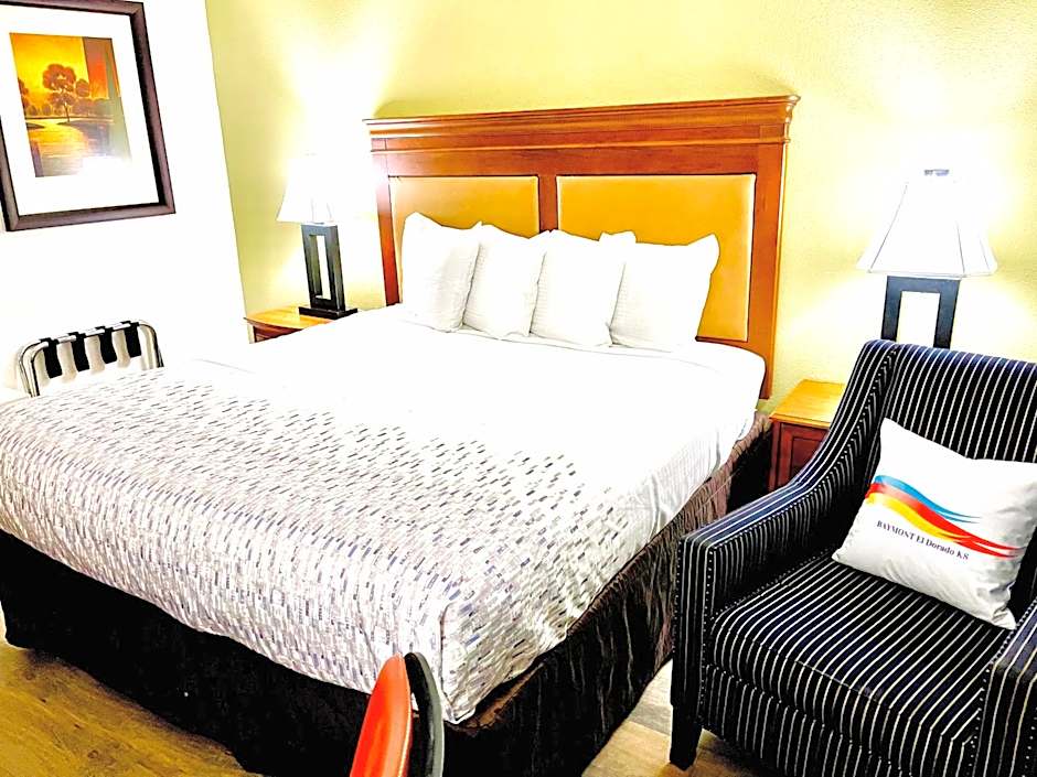 Baymont by Wyndham Hutchinson