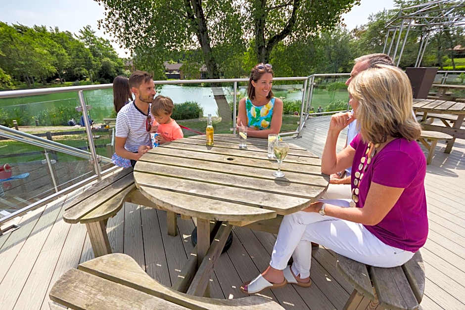 The Lakes Rookley Holiday Park