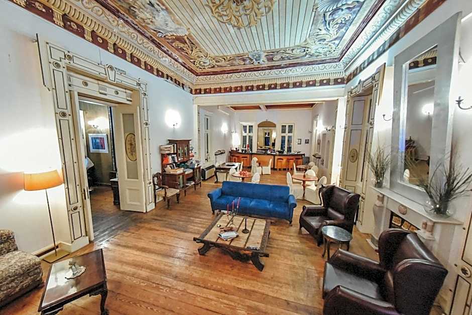 Loriet Hotel