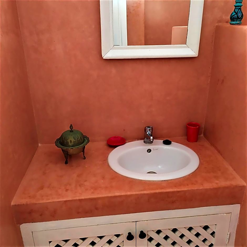 Riad Haizea Mogador