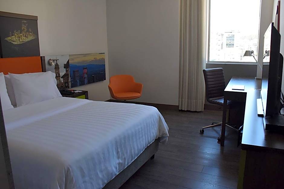 Hampton Inn By Hilton Bogota Usaquen