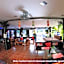 Micky Santoro Hotel & Restaurant