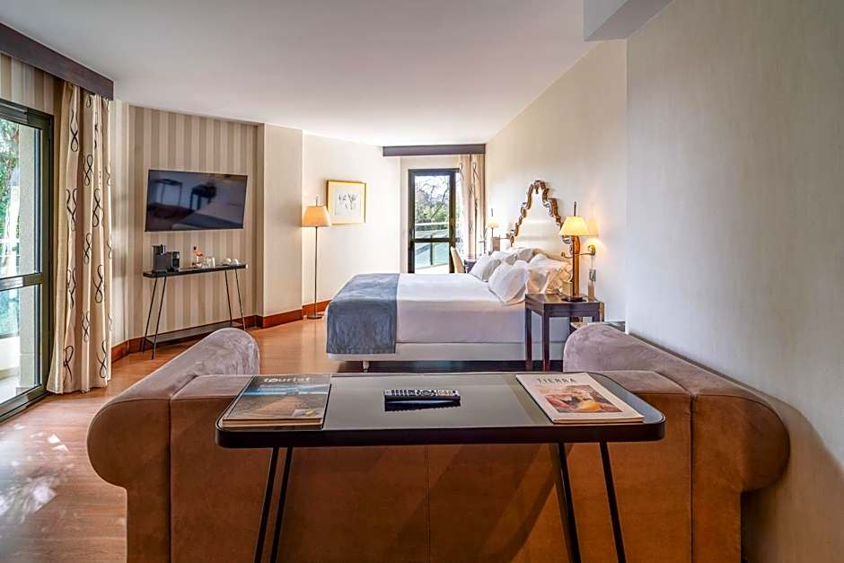 Palacio de Aviles Affiliated By Melia
