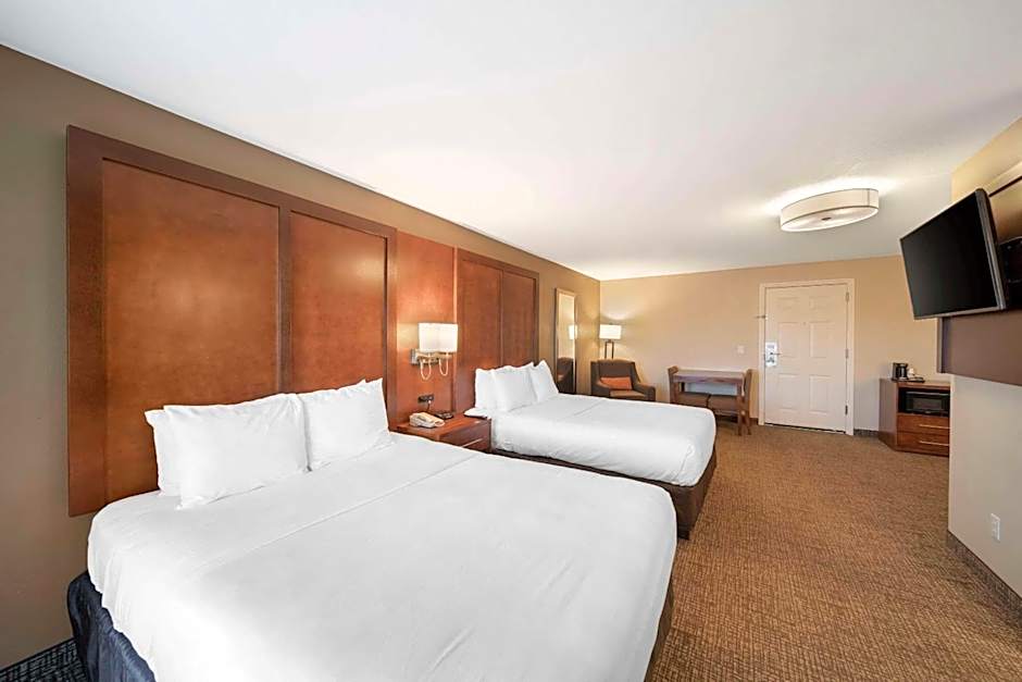 Comfort Suites Red Bluff Near I-5