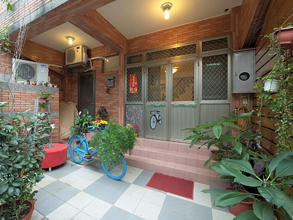 Jiufen Golden House – New Taipei City, VA