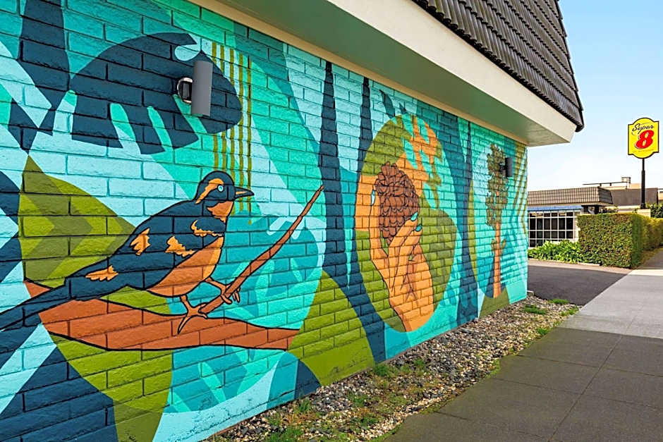 Super 8 by Wyndham Eureka