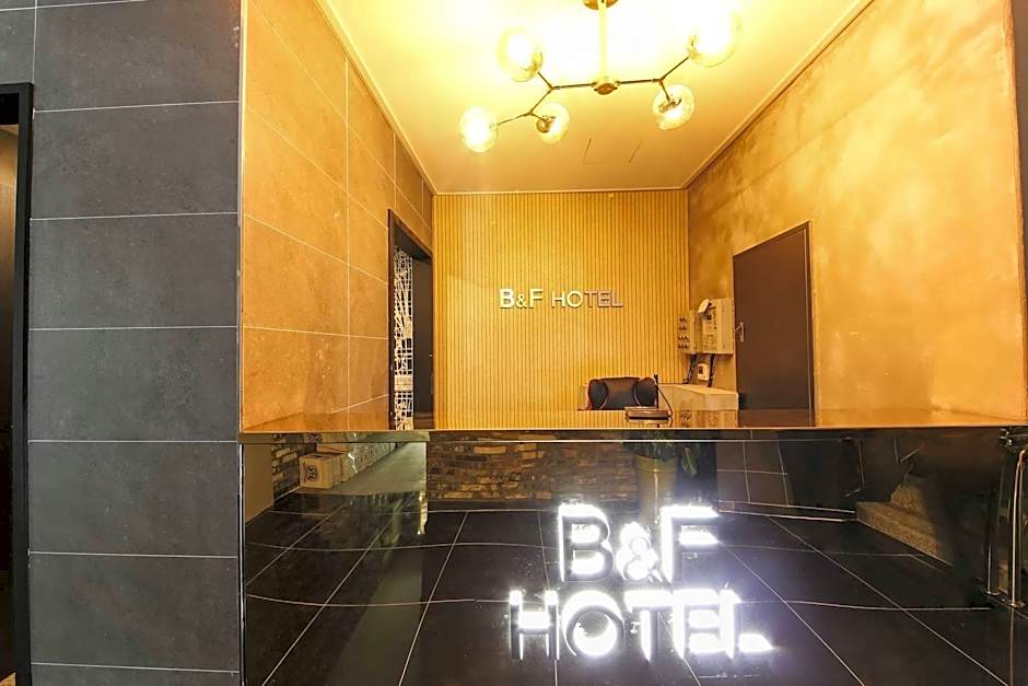 B&F Hotel