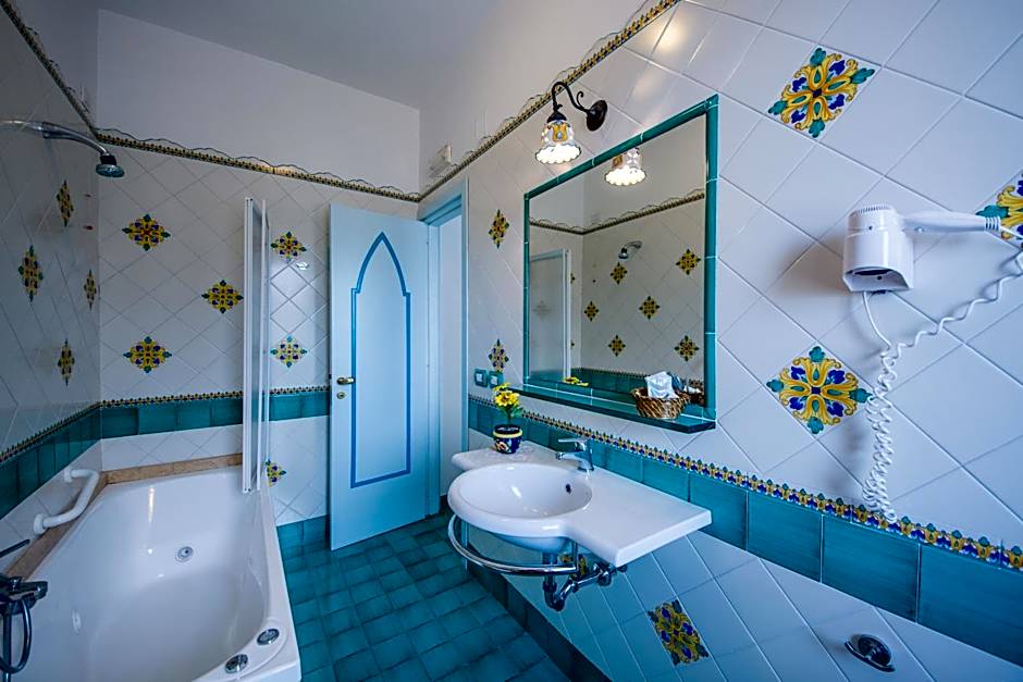 Riviera B&B Rooms and Apartament SEA-VIEW