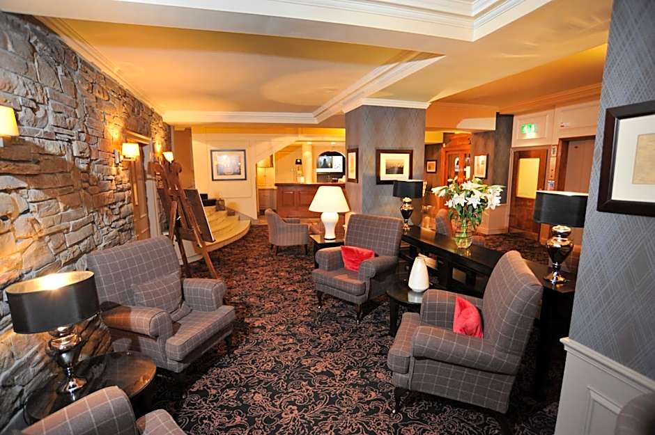 Golden Lion Hotel