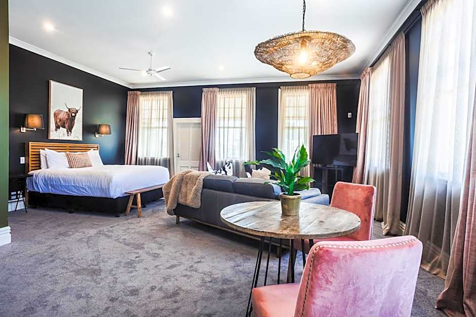 The White Swan Hotel