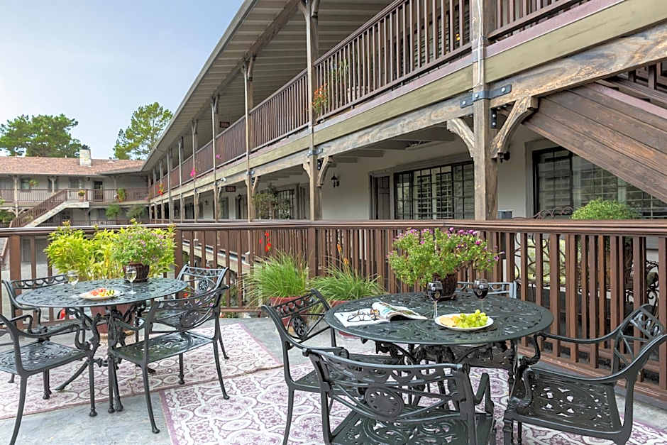 Coachman's Inn, A Four Sisters Inn