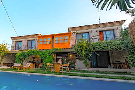 MorAnka Alaçatı