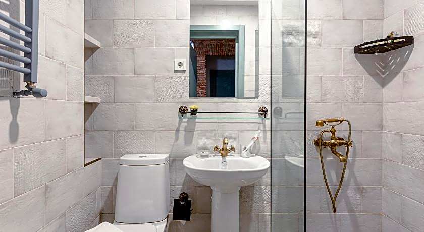 Ethnograph Old Tbilisi Hotel