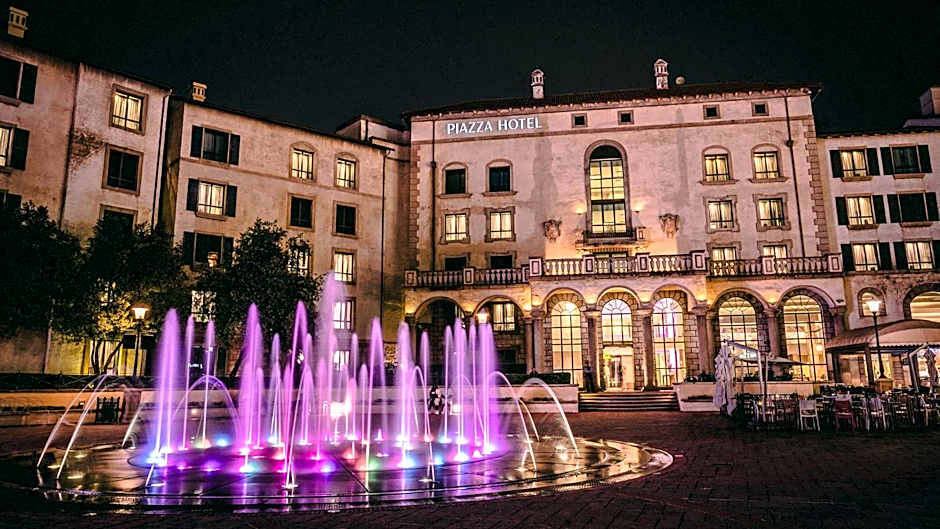 Piazza Hotel Montecasino