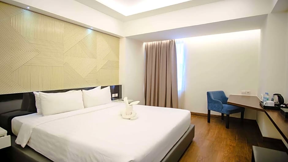 Golden Tulip Essential Makassar