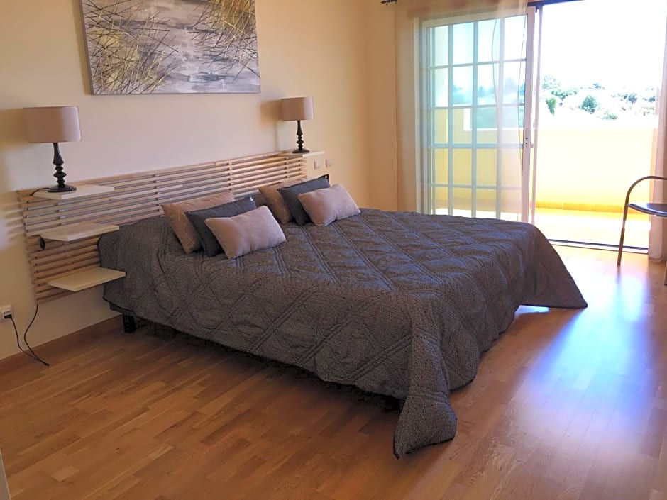 Villa Vista Mar Piscina Suites