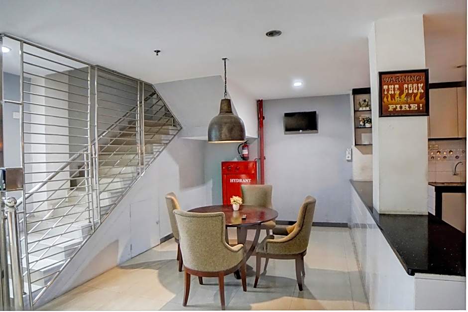 Hotel O Finest House Near Amplas Bus Terminal