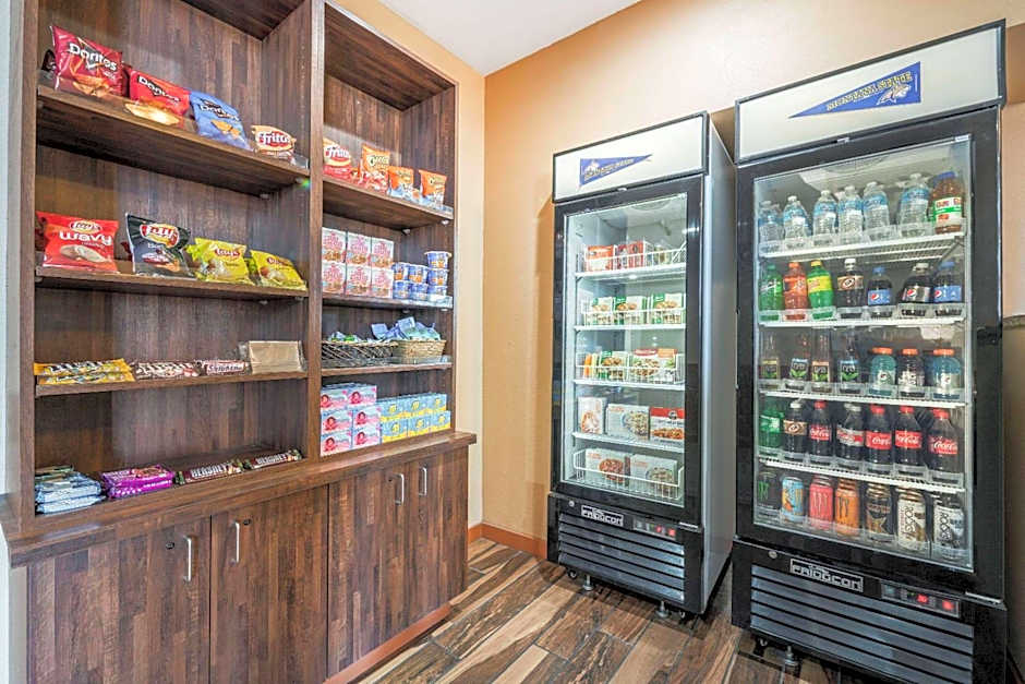 La Quinta Inn & Suites by Wyndham Belgrade / Bozeman Airport