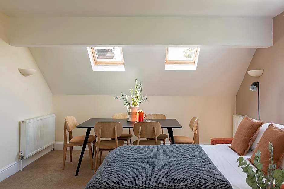 SACO Reading – Castle Crescent