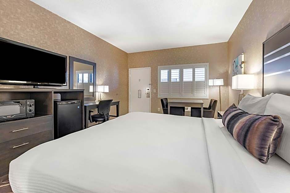 Best Western Plus Park Place Inn - Mini Suites
