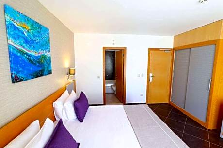 Club Room with Garden View
