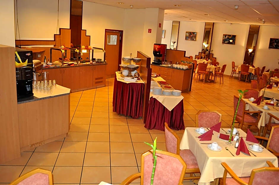 Fly Inn Hotel Frankfurt Airport Rüsselsheim ehemals Trip Inn Hotels