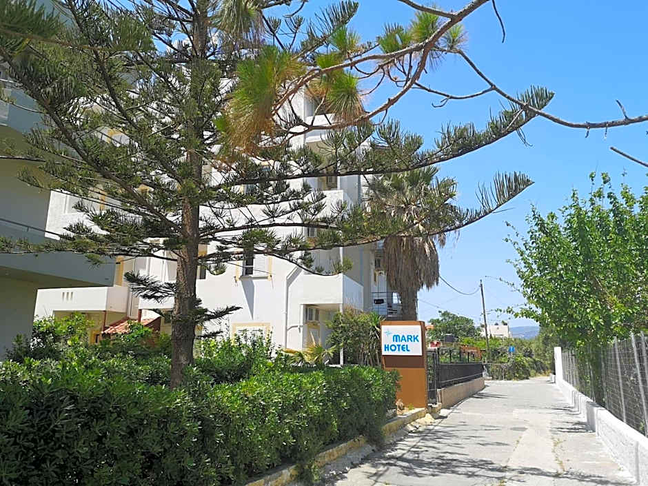 Mark Hotel