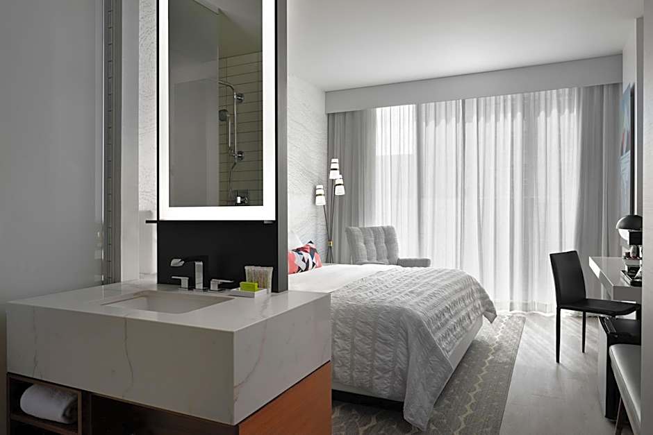 Le Meridien Denver Downtown