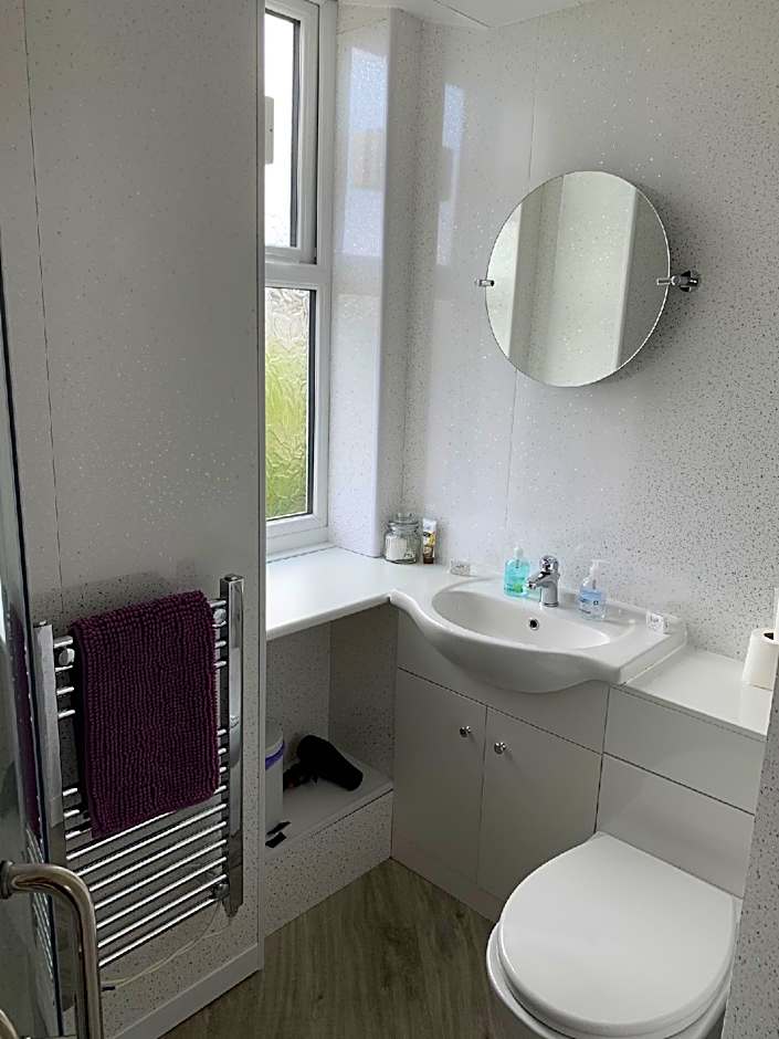 The Village Inn and Kirtle House B&B