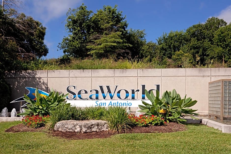 Staybridge Suites San Antonio Sea World