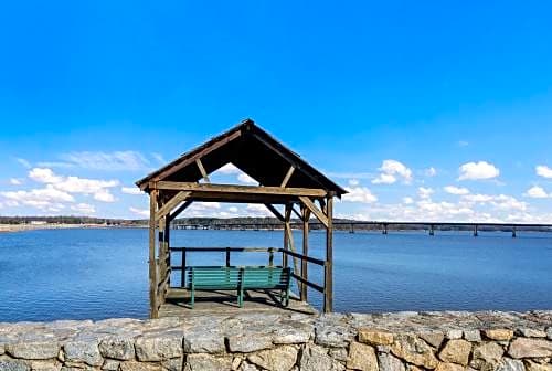 Quality Inn - On The Lake Clarksville-Boydton