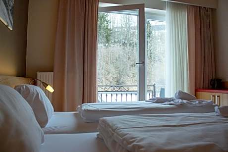 Triple Room with Balcony