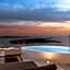 Aqua Luxury Suites Santorini
