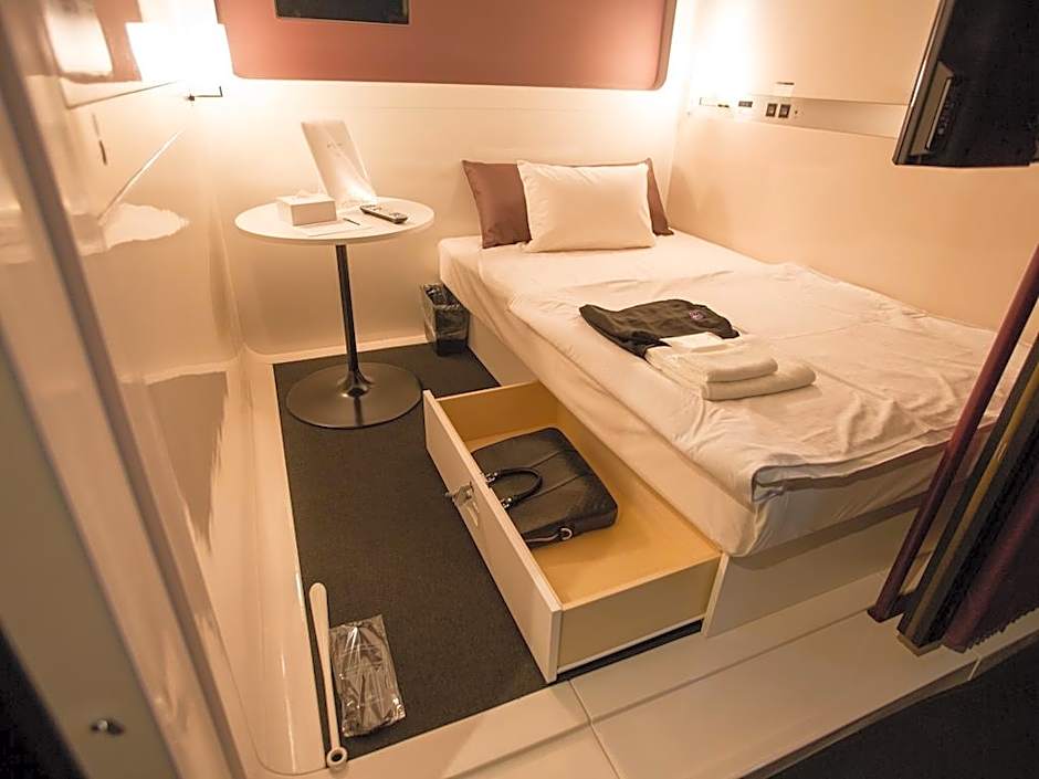 First Cabin Akasaka