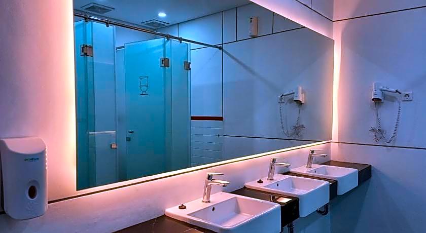 Nindya Biodistrict Hotel