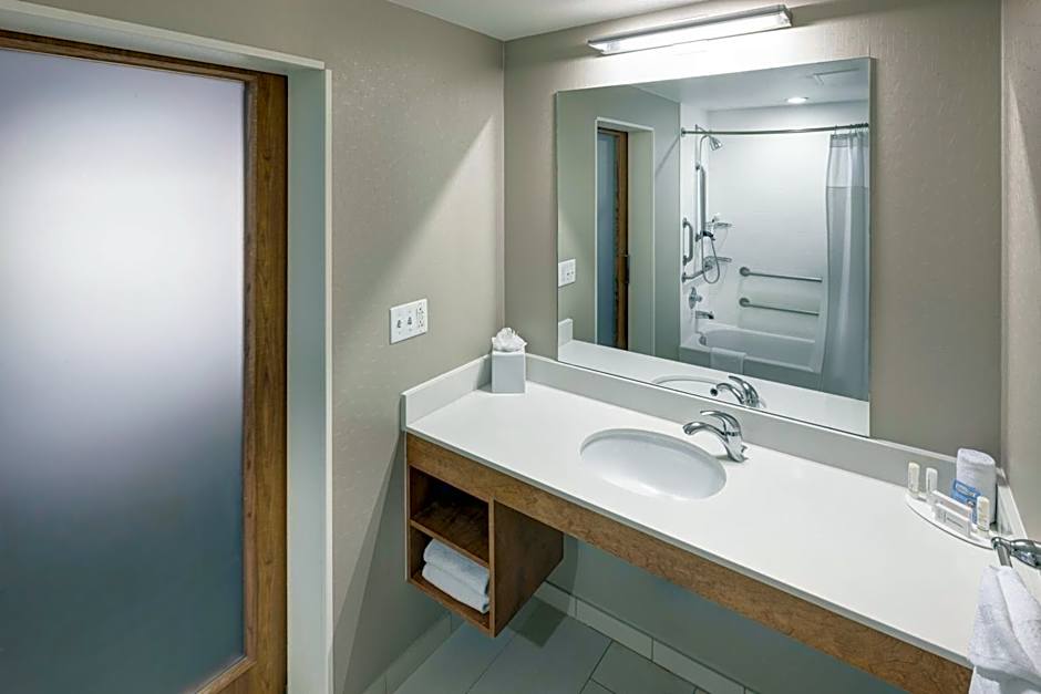 SpringHill Suites by Marriott Salt Lake City Airport