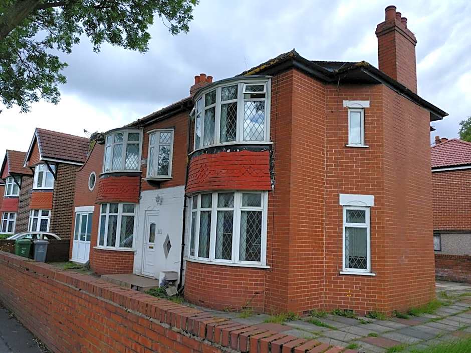 Old Trafford Guest House