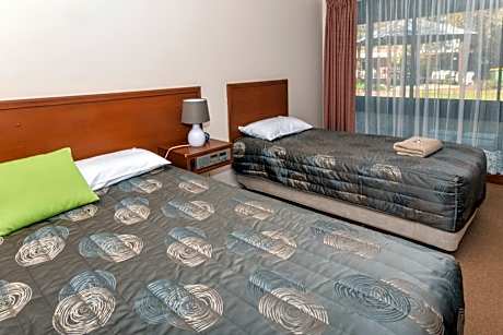 Double or Twin Room with Garden View